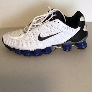 Nike Shox